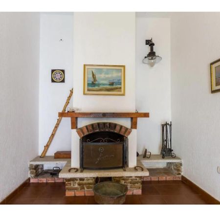 Casa Vacanze A Pochi Passi Dal Mare 马达莱纳 外观 照片