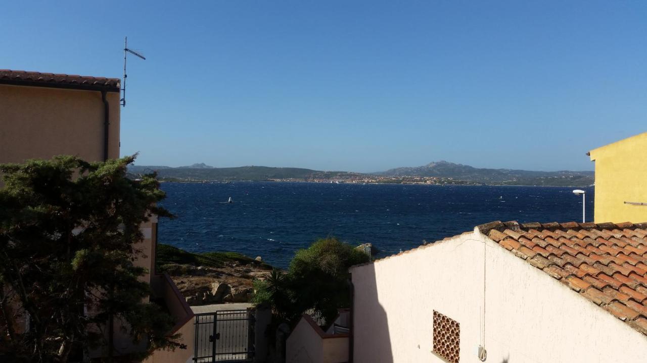 Casa Vacanze A Pochi Passi Dal Mare 马达莱纳 外观 照片