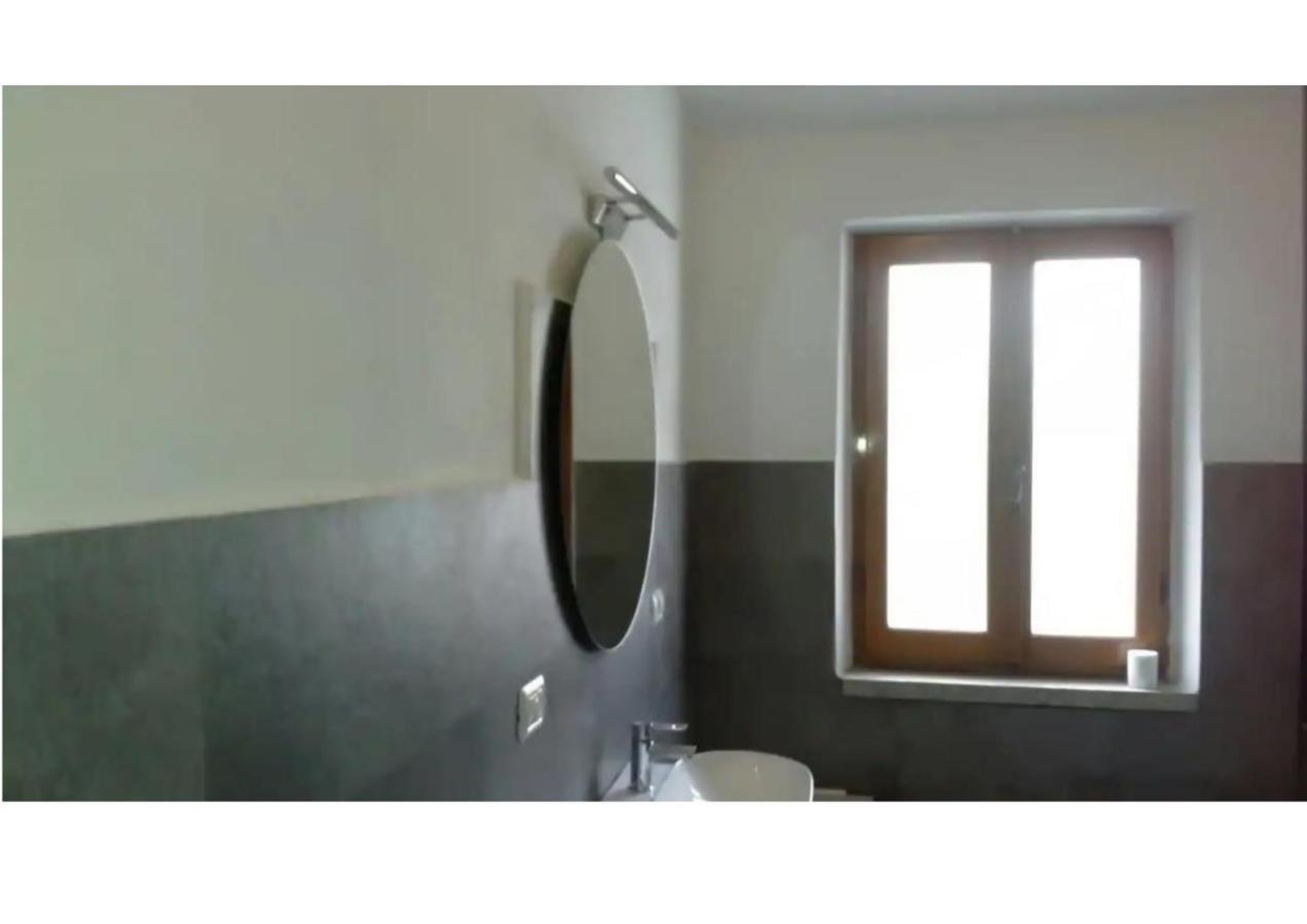 Casa Vacanze A Pochi Passi Dal Mare 马达莱纳 外观 照片