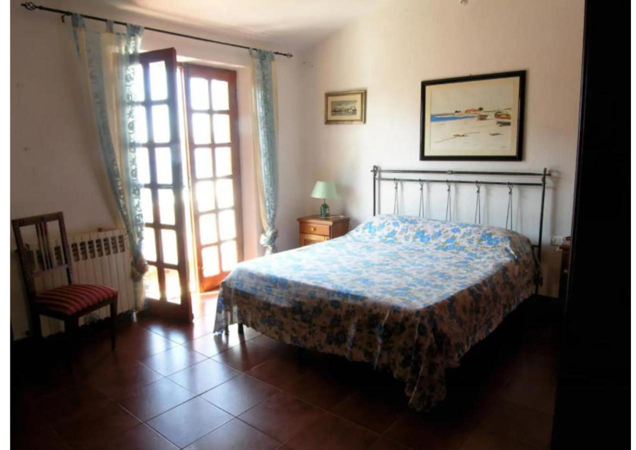 Casa Vacanze A Pochi Passi Dal Mare 马达莱纳 外观 照片